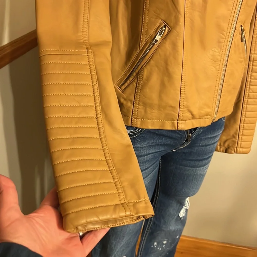 Metaphor Faux Leather Moto Jacket - Picture 4 of 10